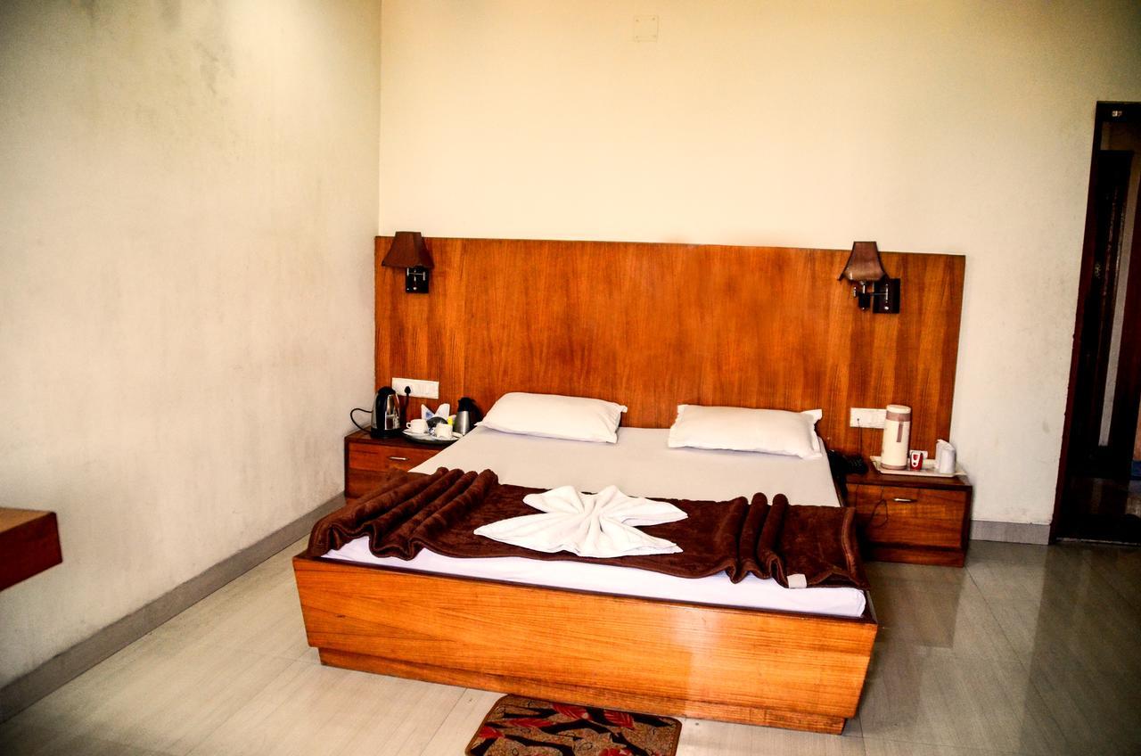 Jharsuguda Hotel Aryan מראה חיצוני תמונה