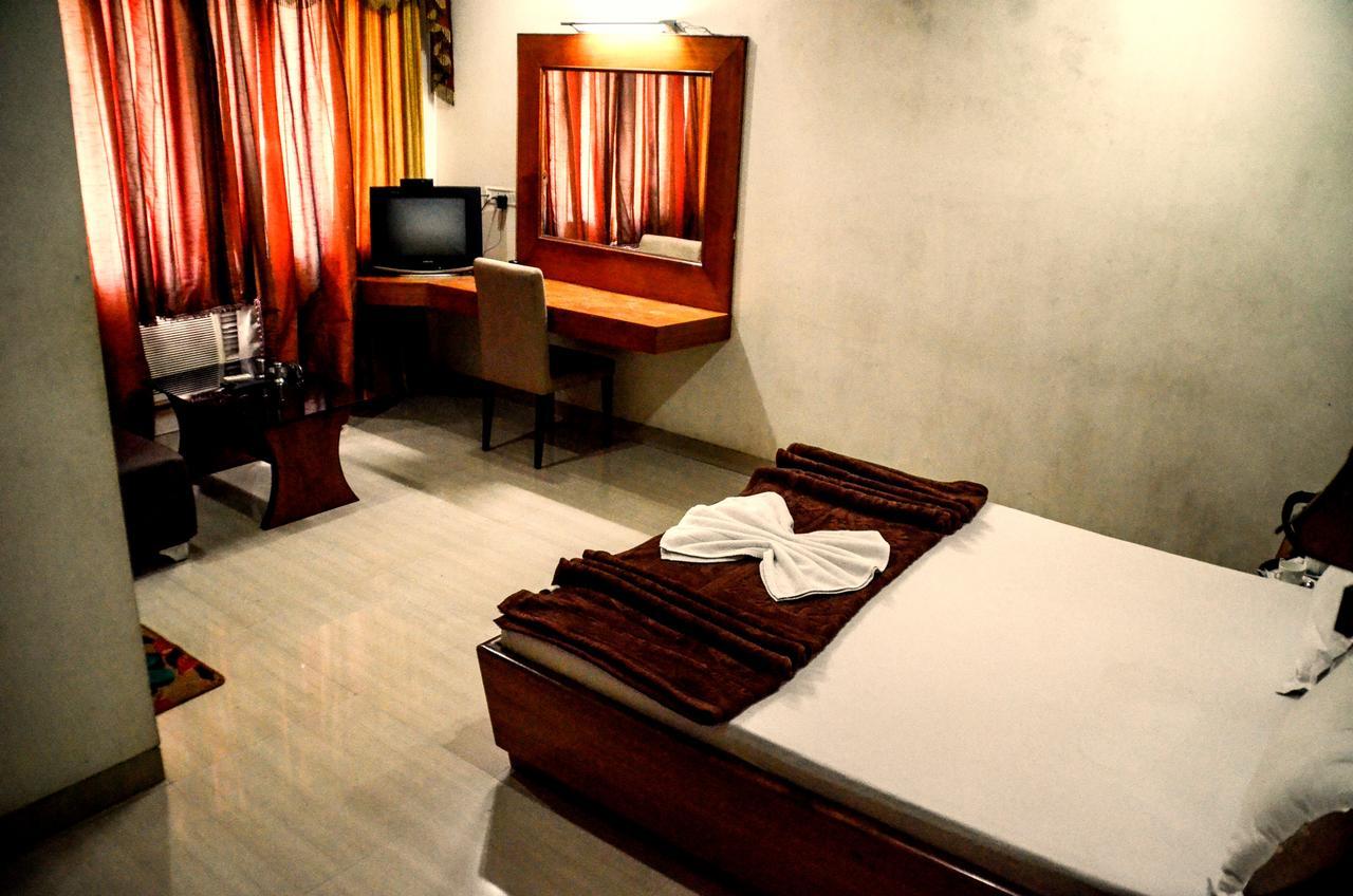 Jharsuguda Hotel Aryan מראה חיצוני תמונה